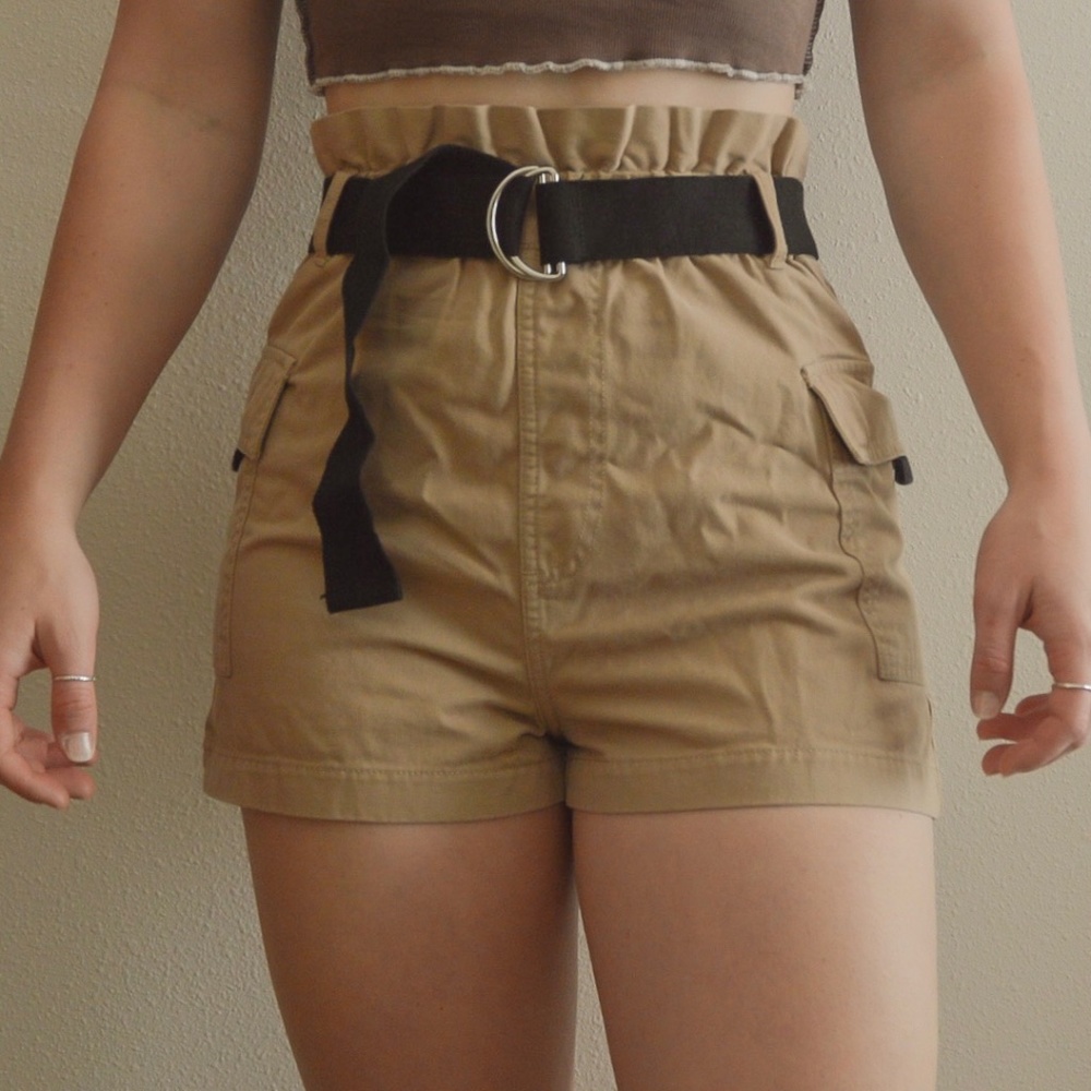 High-Waisted Cargo Shorts with Fabric Belt